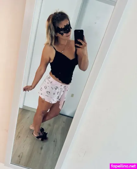 Mara Mai OnlyFans Thumbnail #AgJy9sr9cO