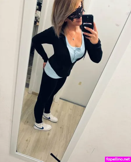 Mara Mai OnlyFans Thumbnail #w0eEXwM14J