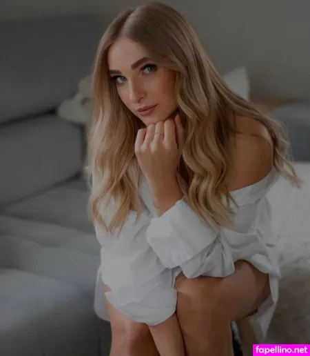 Mara Sachs OnlyFans Thumbnail #9VYDd0jXzc