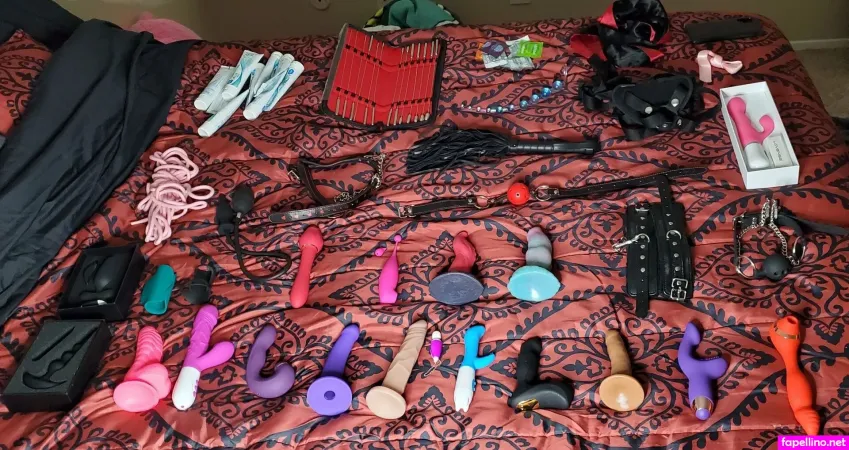 Marbledsugar OnlyFans Thumbnail #1ZBjqASLIF