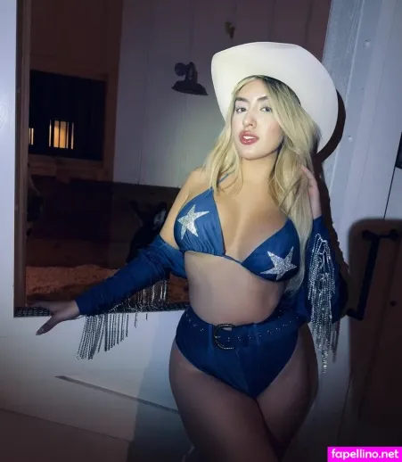Marcela Zepeda OnlyFans Thumbnail #PQ49nFBkUq