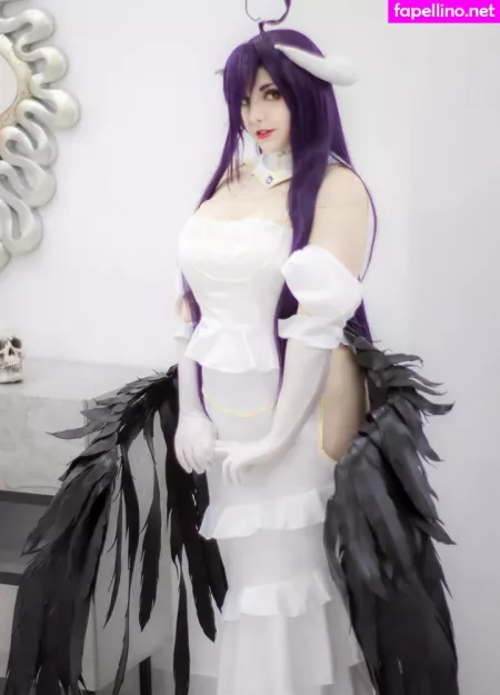 Marcelline Cos OnlyFans Thumbnail #Q9iDTC3tTe