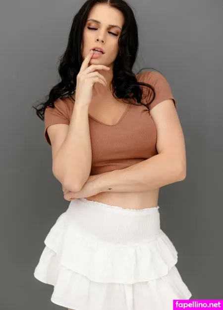 Marciereeves69 OnlyFans Thumbnail #mPiZrR1fdE