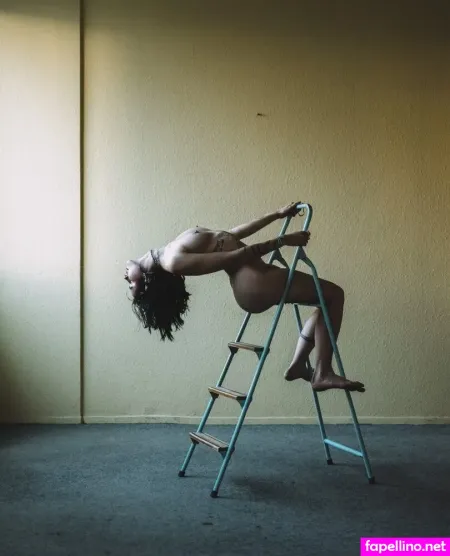 Mare Cirko OnlyFans Thumbnail #vHie7kRPg1