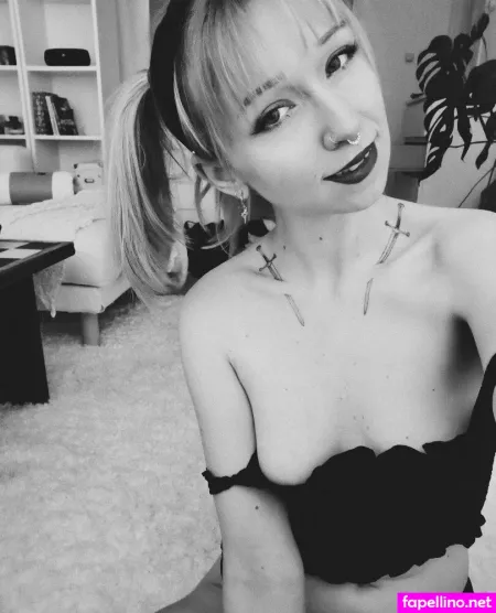 Marebels OnlyFans Thumbnail #p58QlpdSim