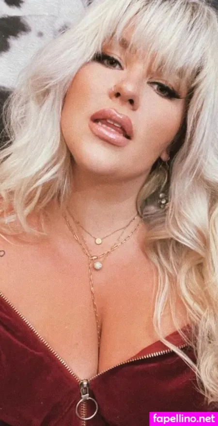 Mareike Flgge OnlyFans Thumbnail #p4XqJm9e0l