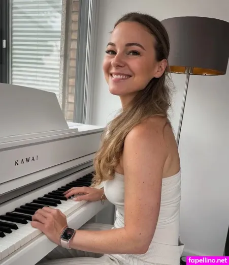 Mareike Schneider OnlyFans Thumbnail #JG3KzJnzUU