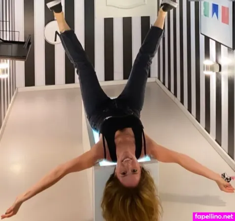 Mareile Hppner OnlyFans Thumbnail #UqvXEvZ1Zm