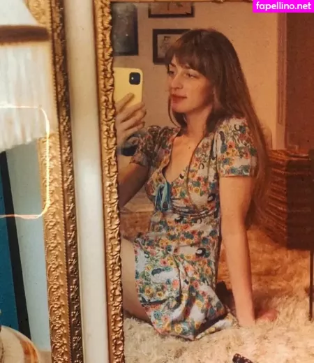 Margaret Durow 1 OnlyFans Thumbnail #dA88ccDAYQ