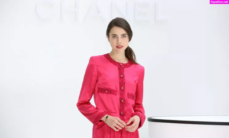 Margaret Qualley OnlyFans Thumbnail #IY3wErTMZb