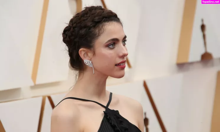 Margaret Qualley OnlyFans Thumbnail #OU3JDsueIm
