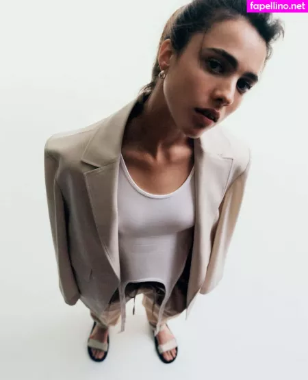 Margaret Qualley OnlyFans Thumbnail #V7J9A8KNTN