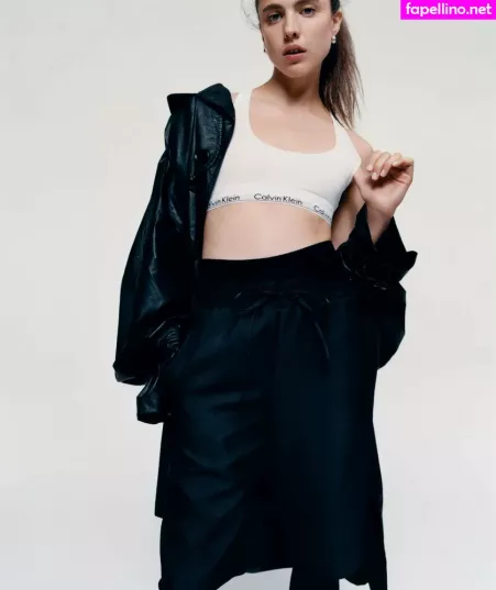 Margaret Qualley OnlyFans Thumbnail #tBaGUX0q4t