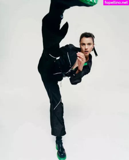 Margaret Qualley OnlyFans Thumbnail #xHe0N3hLU9