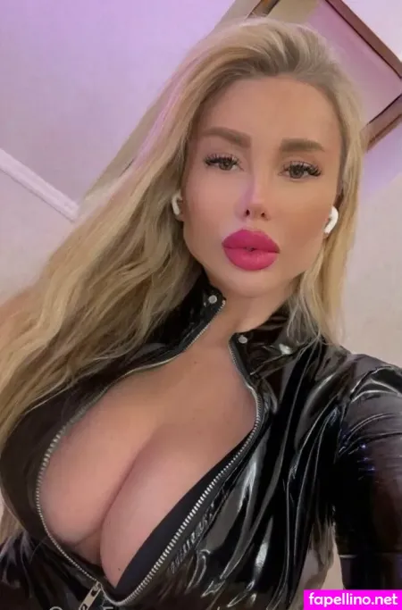 Margarita Vost OnlyFans Thumbnail #ssqQ5aQHk4
