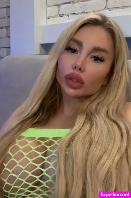Margarita Vost OnlyFans Thumbnail #zoSlhq8Hm4