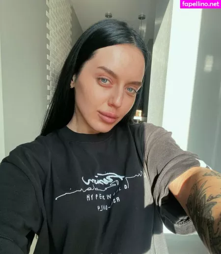 Margarita1111 OnlyFans Thumbnail #OZJdRKgO5o