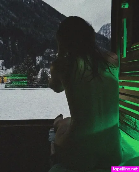 Margo Leevonie OnlyFans Thumbnail #YFrFJMb5Dd