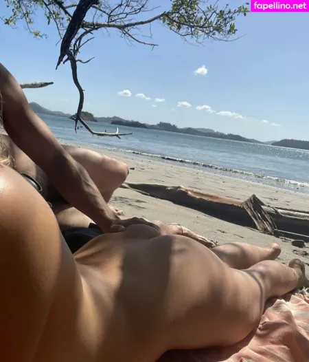 Margo Renate OnlyFans Thumbnail #aKJod7WFng