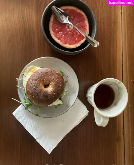 Margofieldsx OnlyFans Thumbnail #Oa01pbNFS3