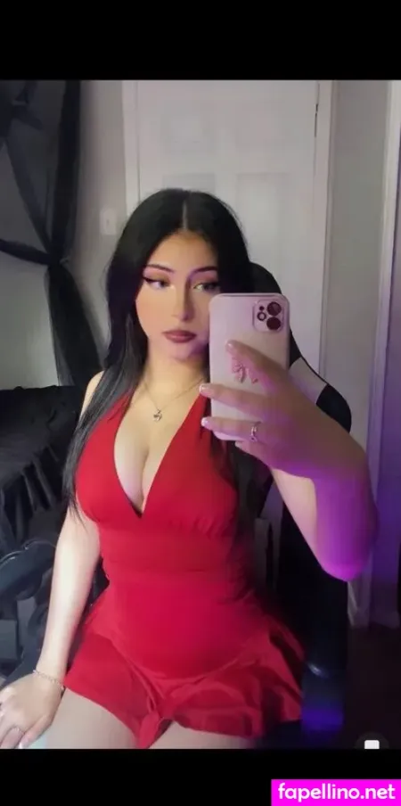 Margomar1ee OnlyFans Thumbnail #YqjdRr9kNF