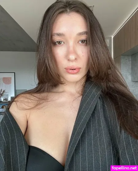 Margorari OnlyFans Thumbnail #1YBABRFjni