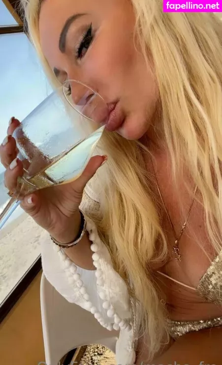 Margot Free OnlyFans Thumbnail #gNA2roWKQk