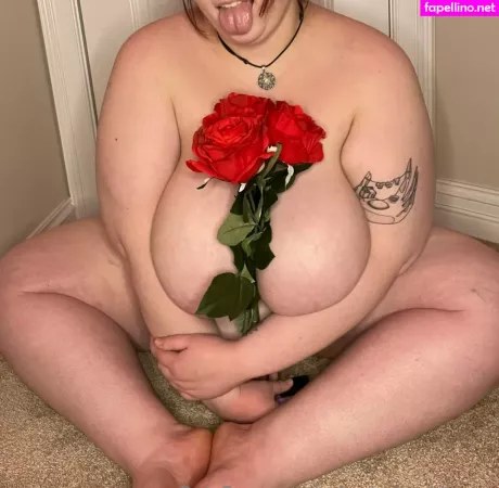 Margot Monroe OnlyFans Thumbnail #MWGC1KbDoa