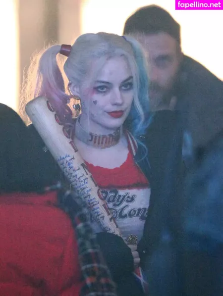 Margot Robbie OnlyFans Thumbnail #KrqT0TFS3E
