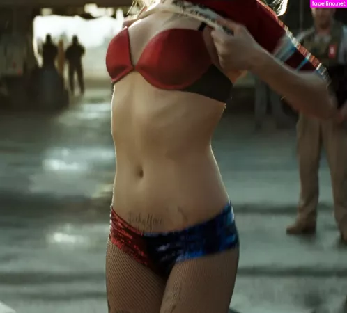 Margot Robbie OnlyFans Thumbnail #scN5x5aq51