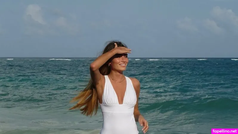 Margot Sustrac OnlyFans Thumbnail #JgSvVRfRPF