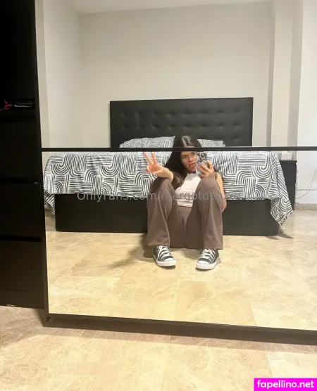 Margotdeluxe OnlyFans Thumbnail #bhCaG3A48h