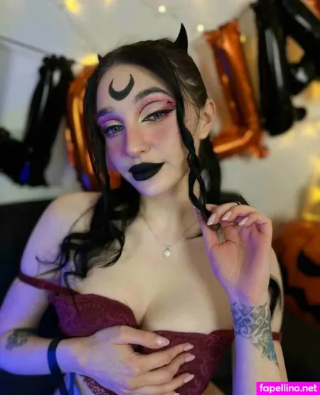 Mari Babe OnlyFans Thumbnail #C86kNnl4mB