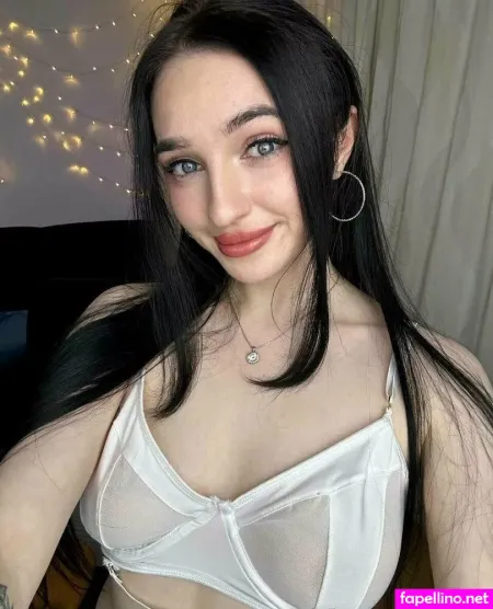 Mari Babe OnlyFans Thumbnail #v4FV3C2jqB