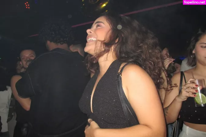 Mari Bianchini OnlyFans Thumbnail #RiG8RqEC8r