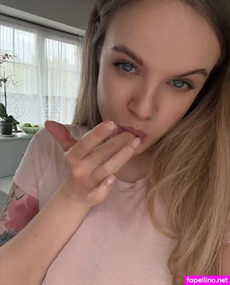 Mari Iso OnlyFans Thumbnail #HGKZTkkAcG