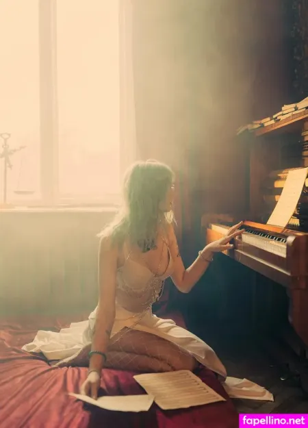 Mari Littlefox OnlyFans Thumbnail #R0SB1SfvUN