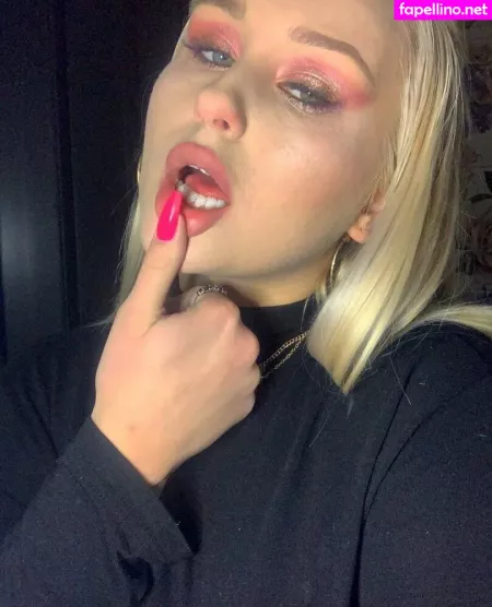 Mari Lovee Free OnlyFans Thumbnail #gifohysI80