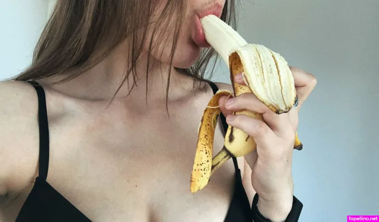 Mari Myr OnlyFans Thumbnail #0yKv4n2Kn9