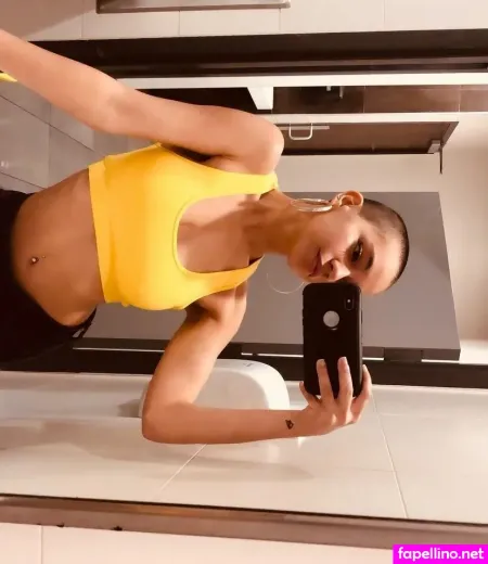 Mari Svel OnlyFans Thumbnail #sED2eNx1dU