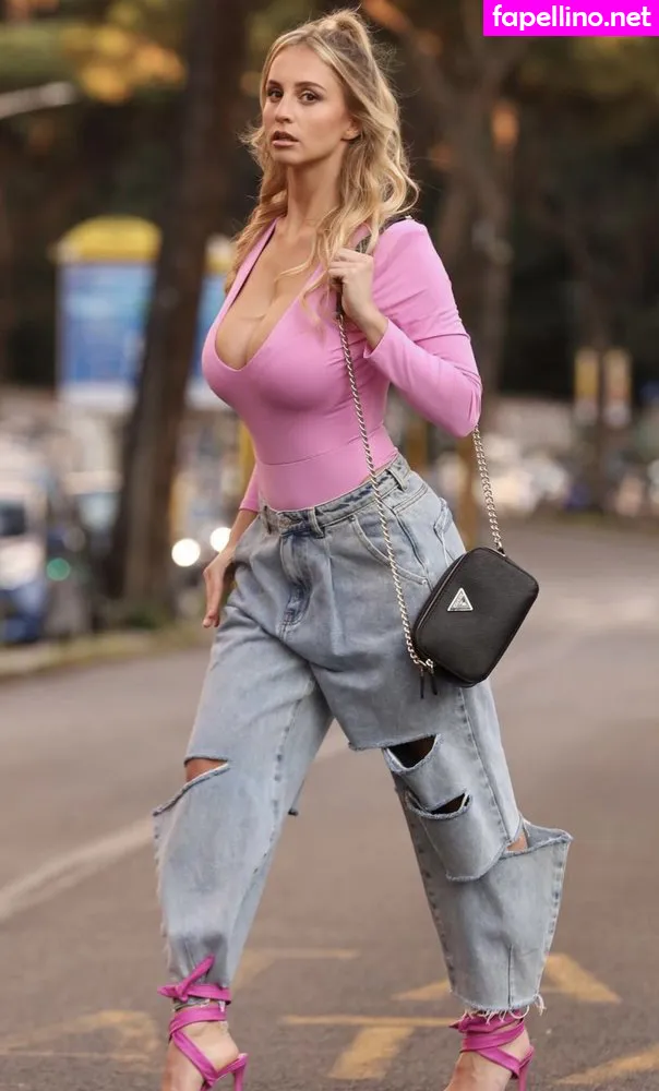 mariiia, meriarreghini Nude Leaked OnlyFans Photo #e0dHFNj9ej