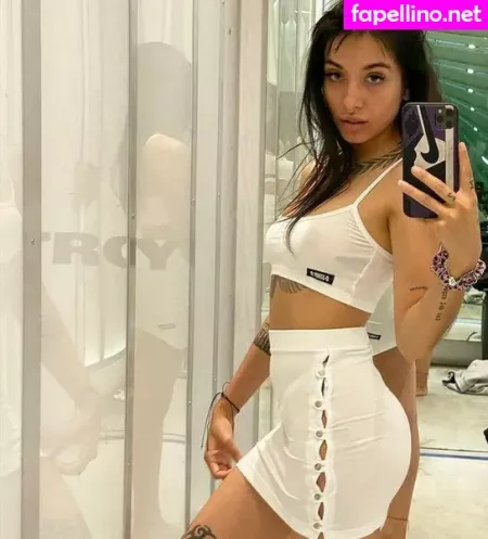 Maria Becerra OnlyFans Thumbnail #8bzKu3IJKi