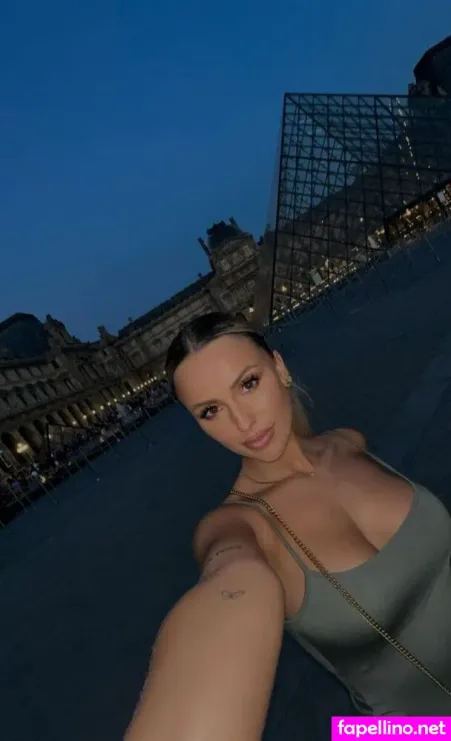 Maria Brunn OnlyFans Thumbnail #qPzsbYI7uM