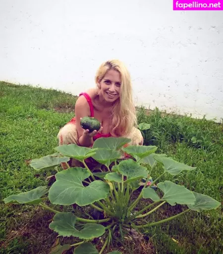 Maria Celeste OnlyFans Thumbnail #RKuJLoz1uz