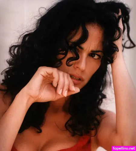 Maria Cucinotta OnlyFans Thumbnail #HTba1OMN7f