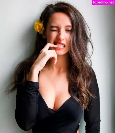 Maria De Nati OnlyFans Thumbnail #uBhJu3qO1V