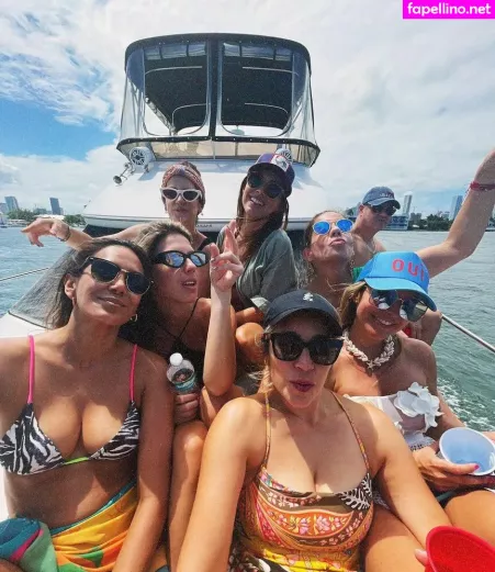 Maria Elisa Camargo OnlyFans Thumbnail #H4ZgvZJmPX