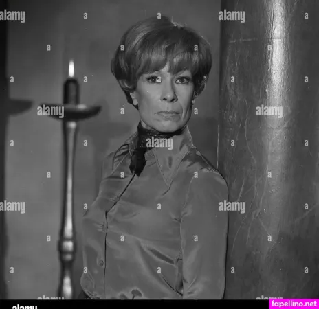 Maria Eva OnlyFans Thumbnail #XHRDbiiQe1