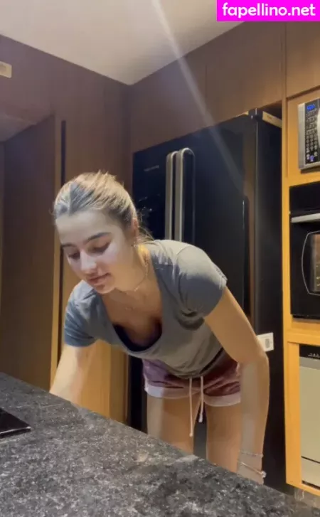 Maria Feltrim OnlyFans Thumbnail #yFVxr9TvqJ