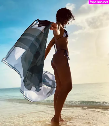 Maria Gabriela De Faria OnlyFans Thumbnail #rWDEqdzkIE